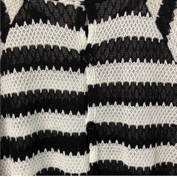 Mod Ref Striped Sweater - Picture 5 of 5